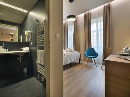 EA Hotel New Town - image 8