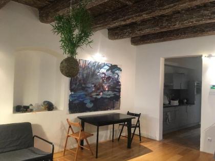 600 y.o. buliding silent paradise in the old town - image 5