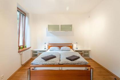 Romantic apt. in Historic area  Charles Bridge Prague