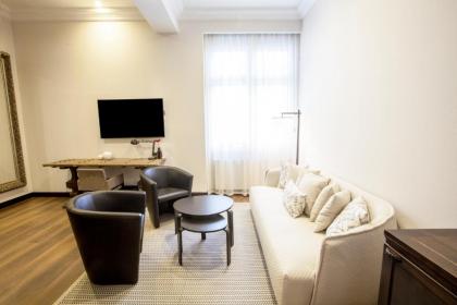 Quentin Prague Hotel - image 12