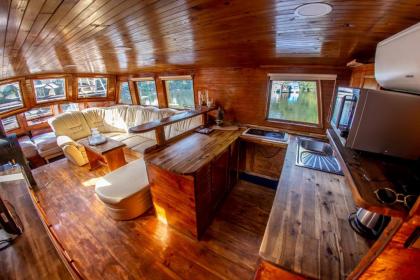 Flying Dutchman - image 13