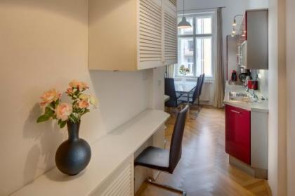 Kaprova Old Town Apartments - image 6
