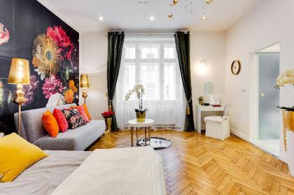 Drama Queen an amazing apartment in Prague - image 11