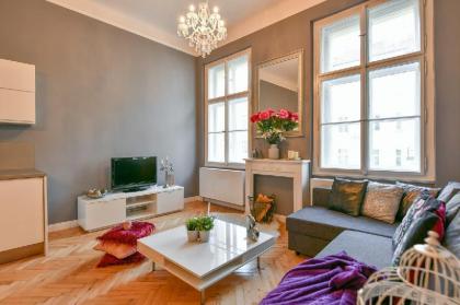 Cosmopolitan apartment in Prague