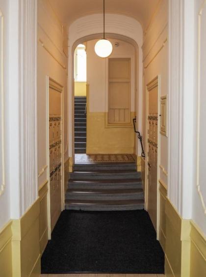 Karlova 22 Old Town Apartment - image 12