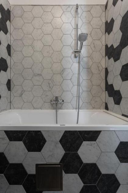 Homey apartment in Lesser Town by Prague Days - image 11