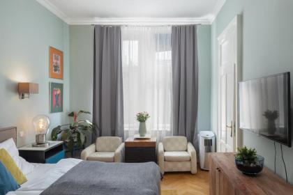 Homey apartment in Lesser Town by Prague Days - image 14