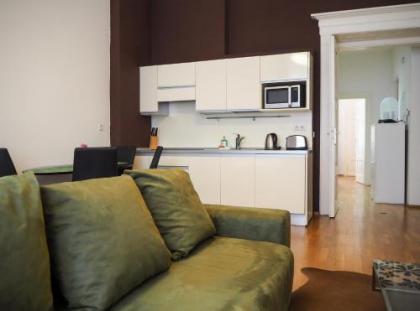 Zatecka 4 Old Town Apartment - image 7