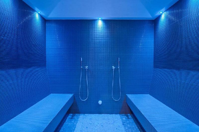 Hotel Royal Prague - image 3