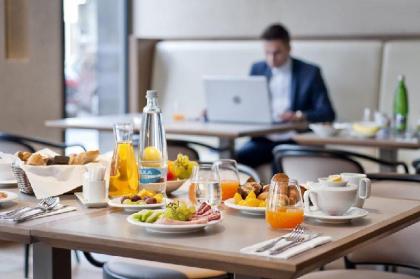 Hotel Royal Prague - image 4