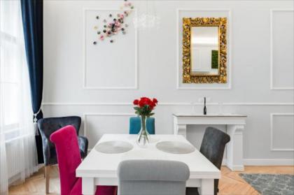 Vogue Prague Apartment in Historical Space - image 12