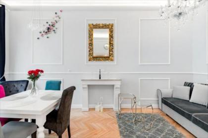 Vogue Prague Apartment in Historical Space - image 19