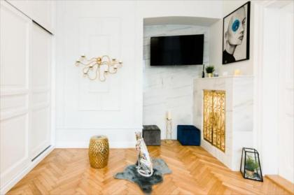 Inspired by Frida Colourful Prague Apartment - image 2