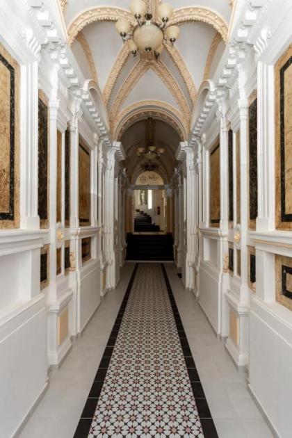 Elegant Studios near Wenceslas Square by Prague Days - image 13