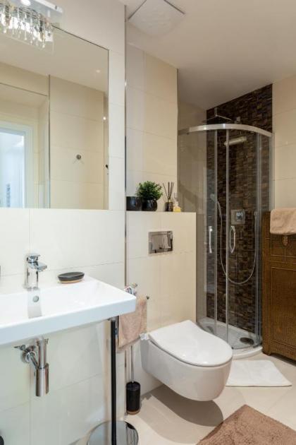 Elegant Studios near Wenceslas Square by Prague Days - image 5