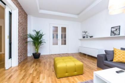 UNIQUE Old Town apartments at Palace Dlouha - image 8