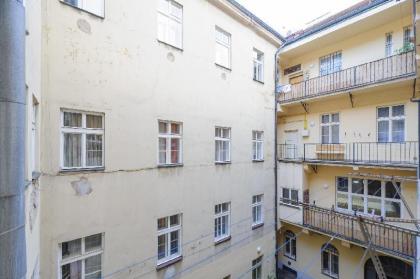Pinkova Apartments - image 5