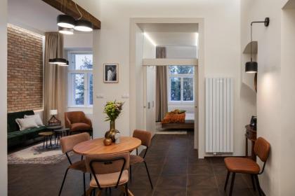 Open-plan Apartment in Old Town by Prague Days - image 9