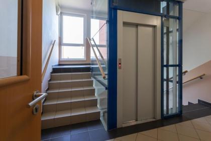 Sunny Apartment in Modřany by Prague Days - image 2